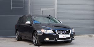 Volvo V70 R-design